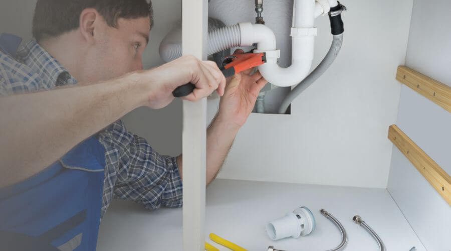 Local water heater installation in Turon, KS